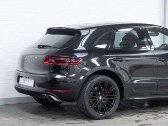 Porsche Macan Turbo 5dr PDK