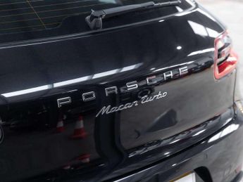 Porsche Macan Turbo 5dr PDK