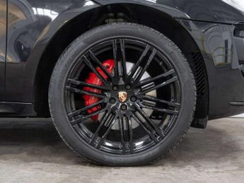 Porsche Macan Turbo 5dr PDK