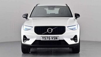 Volvo XC40 2.0 B3P Plus Dark 5dr Auto