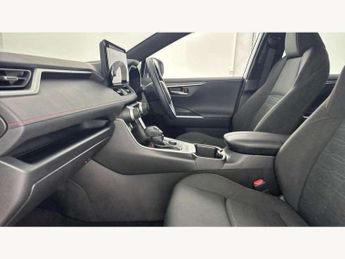 Toyota RAV4 2.5 PHEV Design 5dr CVT