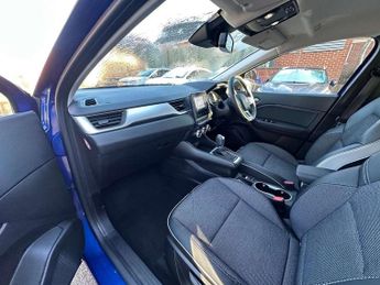 Renault Captur 1.6 E-TECH Hybrid 145 SE Edition 5dr Auto