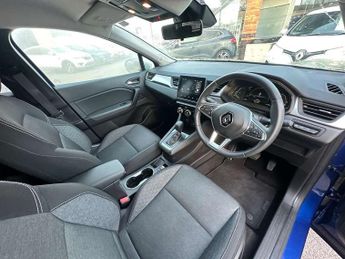 Renault Captur 1.6 E-Tech full hybrid 145 Evolution 5dr Auto