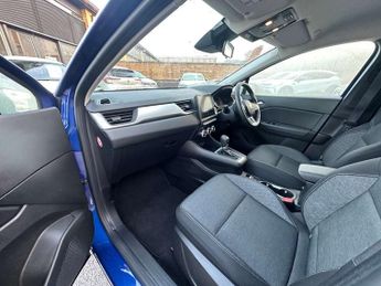 Renault Captur 1.6 E-Tech full hybrid 145 Evolution 5dr Auto