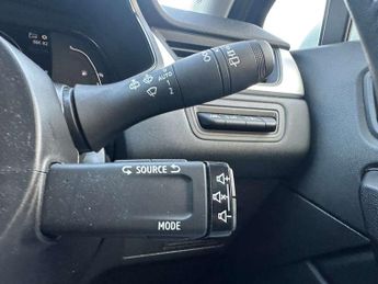 Renault Captur 1.6 E-Tech full hybrid 145 Evolution 5dr Auto