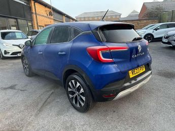 Renault Captur 1.6 E-Tech full hybrid 145 Evolution 5dr Auto
