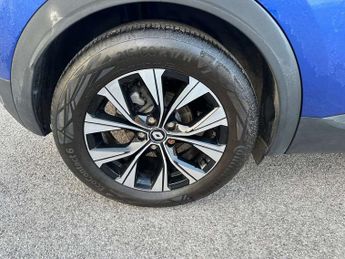 Renault Captur 1.6 E-Tech full hybrid 145 Evolution 5dr Auto