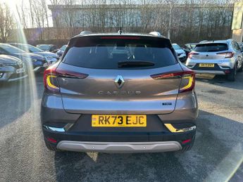Renault Captur 1.6 E-Tech full hybrid 145 Techno 5dr Auto