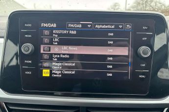 Volkswagen T-Roc 1.5 TSI Life 5dr DSG