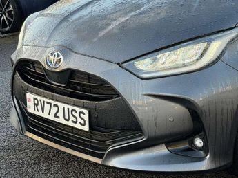 Toyota Yaris 1.5 Hybrid Design 5dr CVT