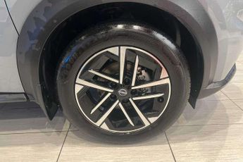 Nissan Juke 1.6 Hybrid N-Connecta 5dr Auto