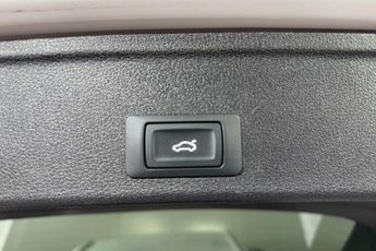 Audi A4 Avant 40 TFSI 204 S Line 5dr S Tronic