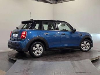 MINI Hatchback 5dr 1.5 Cooper Classic Premium 5dr Auto