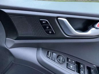 Hyundai IONIQ 1.6 GDi Hybrid Premium SE 5dr DCT