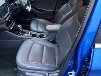 Hyundai IONIQ 1.6 GDi Hybrid Premium SE 5dr DCT