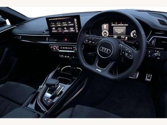 Audi A4 Avant 35 TDI Black Edition 5dr S Tronic