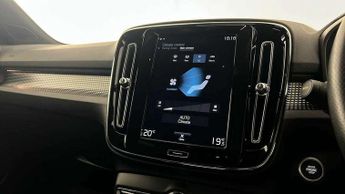 Volvo XC40 Recharge 1.5 T5 Recharge PHEV R DESIGN 5dr Auto