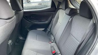 Toyota Yaris 1.5 Hybrid Icon 5dr CVT