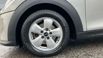 MINI Hatchback 5dr 1.5 Cooper Classic 5dr Auto