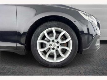 Volvo V40 Cross Country T3 [152] Cross Country Pro 5dr Geartronic