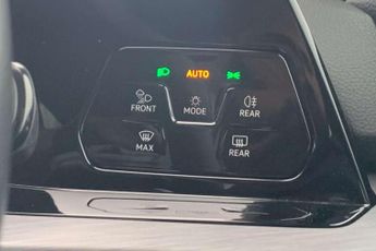 Volkswagen Golf 1.4 TSI eHybrid Style 5dr DSG