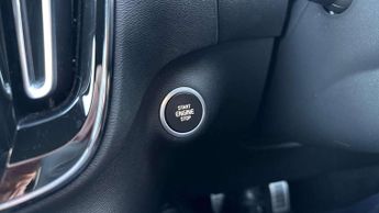 Volvo XC40 1.5 T3 [163] R DESIGN Pro 5dr Geartronic