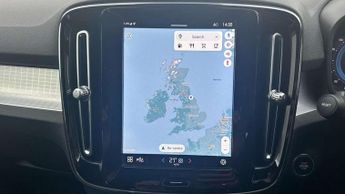 Volvo XC40 2.0 B3P Core 5dr Auto