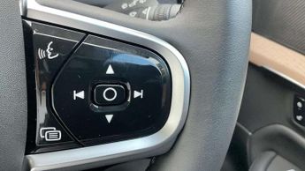 Volvo XC90 2.0 T8 PHEV Plus Dark 5dr AWD Geartronic
