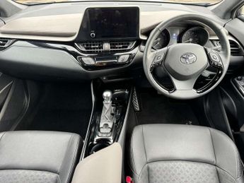 Toyota C-HR 2.0 Hybrid Excel 5dr CVT