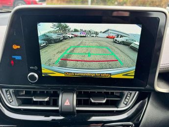 Toyota C-HR 2.0 Hybrid Excel 5dr CVT