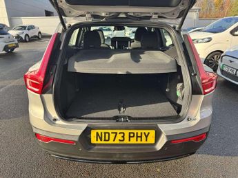 Volvo XC40 2.0 B3P Plus Dark 5dr Auto
