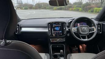 Volvo XC40 2.0 B3P Core 5dr Auto