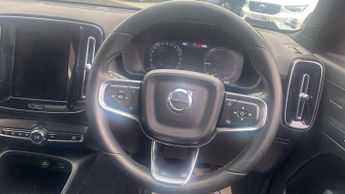 Volvo XC40 Recharge 1.5 T5 Recharge PHEV Ultimate Dark 5dr Auto