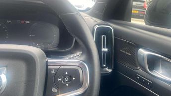 Volvo XC40 Recharge 1.5 T5 Recharge PHEV Ultimate Dark 5dr Auto