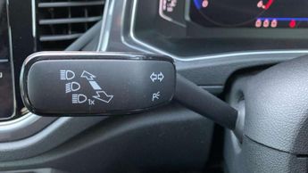 Volkswagen T-Roc 2.0 TDI R-Line 5dr DSG