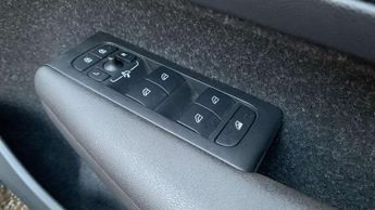 Volvo XC40 2.0 T4 Inscription Pro 5dr Geartronic