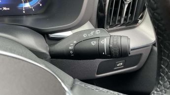 Volvo XC60 2.0 B5P Core 5dr AWD Geartronic
