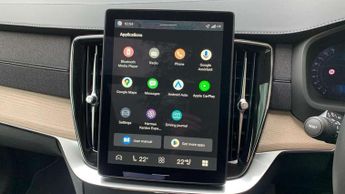 Volvo XC90 2.0 B5P Plus Dark 5dr AWD Geartronic