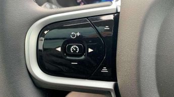 Volvo XC90 2.0 T8 PHEV Ultra Dark 5dr AWD Geartronic