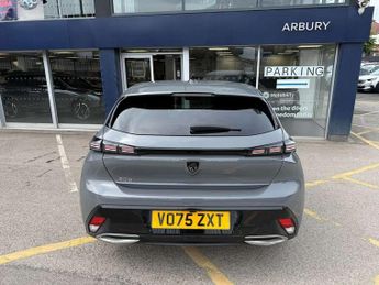 Peugeot 308 1.2 Hybrid 136 Allure 5dr e-DSC6
