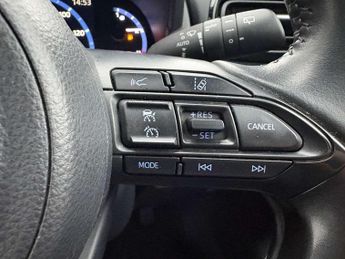 Toyota Yaris Cross 1.5 Hybrid Design 5dr CVT