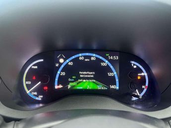 Toyota Yaris Cross 1.5 Hybrid Design 5dr CVT