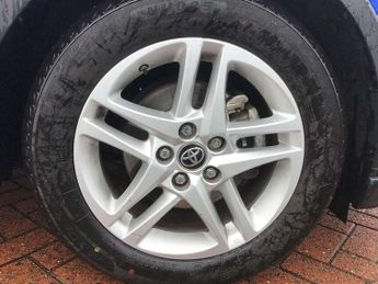 Toyota C-HR 1.8 Hybrid Icon 5dr CVT