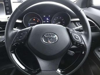 Toyota C-HR 1.8 Hybrid Icon 5dr CVT