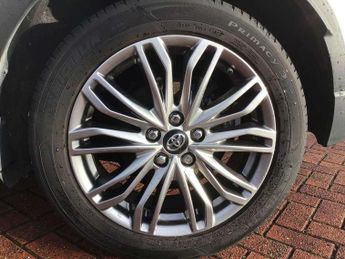 Toyota C-HR 1.8 Hybrid Excel 5dr CVT