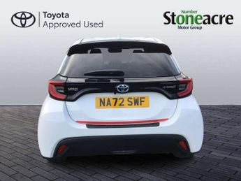 Toyota Yaris 1.5 Hybrid Design 5dr CVT