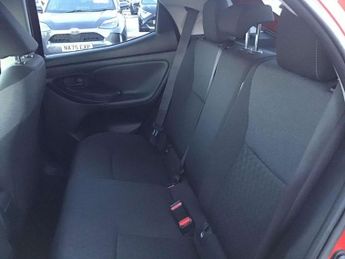 Toyota Yaris 1.5 Hybrid Design 5dr CVT