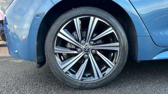Toyota Corolla 1.8 VVT-i Hybrid Design 5dr CVT