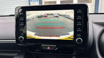 Toyota Yaris 1.5 Hybrid Design 5dr CVT