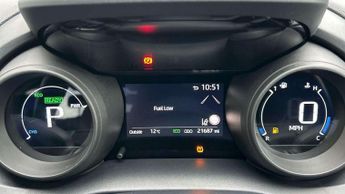 Toyota Yaris 1.5 Hybrid Design 5dr CVT